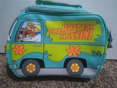 VINTAGE SCOOBY DOO MYSTERY MACHINE LUNCH BOX TIN GREAT CONDITION!!!