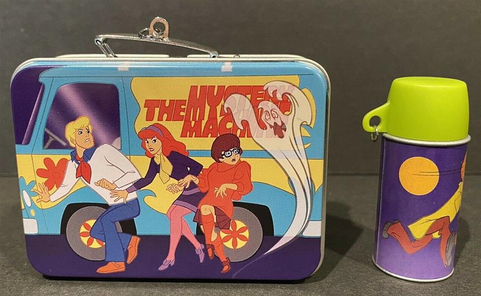 https://scoobymuseum.com/images/Collectibles/2834-1L.jpg